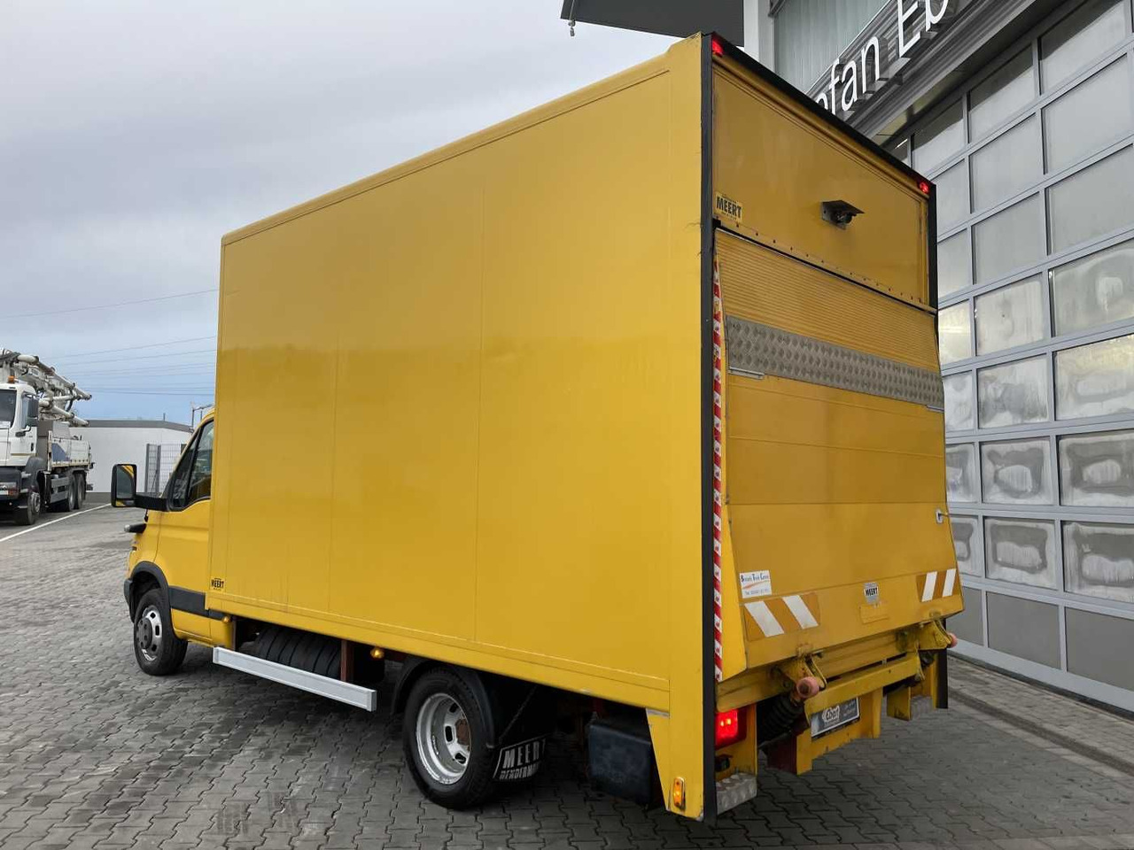 Iveco Daily 50C17 3.0L *Koffer*LBW*Klima* - Jakeluauto: kuva Iveco Daily 50C17 3.0L *Koffer*LBW*Klima* - Jakeluauto Iveco Daily 50C17 3.0L *Koffer*LBW*Klima* - Jakeluauto: kuva Iveco Daily 50C17 3.0L *Koffer*LBW*Klima* - Jakeluauto