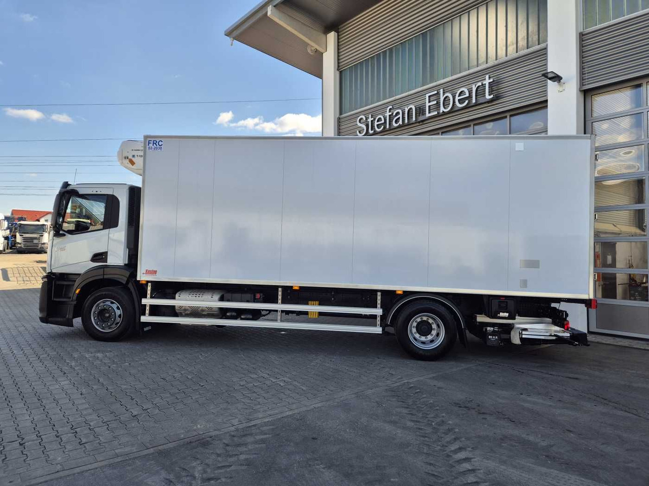 Iveco S-Way AD190S40/FP ThermoKing T-1200R LBW Tür AHK - Refrigeraattori kuorma-auto: kuva Iveco S-Way AD190S40/FP ThermoKing T-1200R LBW Tür AHK - Refrigeraattori kuorma-auto Iveco S-Way AD190S40/FP ThermoKing T-1200R LBW Tür AHK - Refrigeraattori kuorma-auto: kuva Iveco S-Way AD190S40/FP ThermoKing T-1200R LBW Tür AHK - Refrigeraattori kuorma-auto