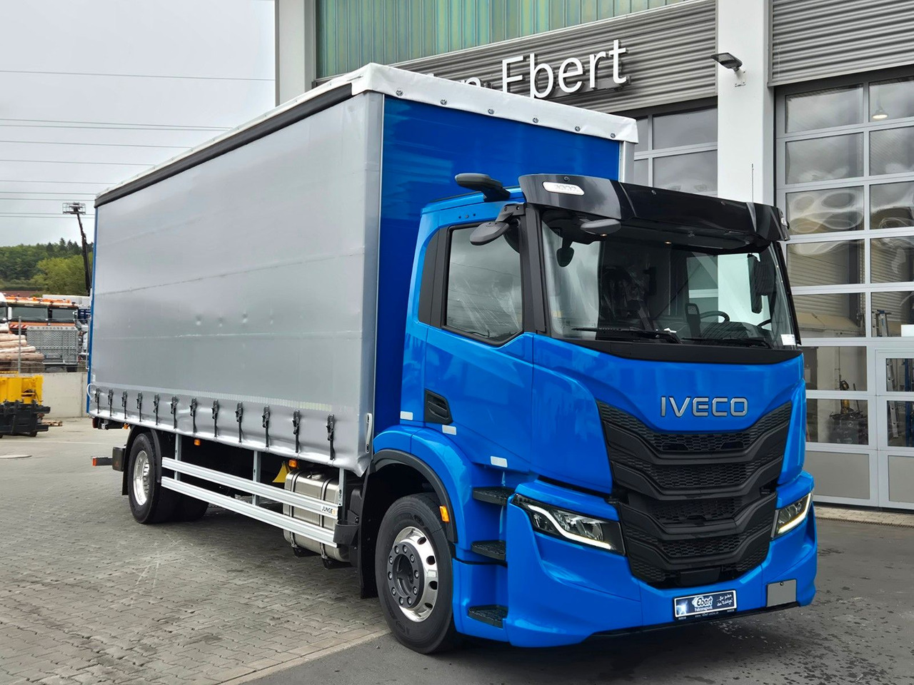 Iveco S-Way AD190S40/P Curtainsider *MirrorCam*LBW* - Pressukapelli kuorma-auto: kuva Iveco S-Way AD190S40/P Curtainsider *MirrorCam*LBW* - Pressukapelli kuorma-auto Iveco S-Way AD190S40/P Curtainsider *MirrorCam*LBW* - Pressukapelli kuorma-auto: kuva Iveco S-Way AD190S40/P Curtainsider *MirrorCam*LBW* - Pressukapelli kuorma-auto