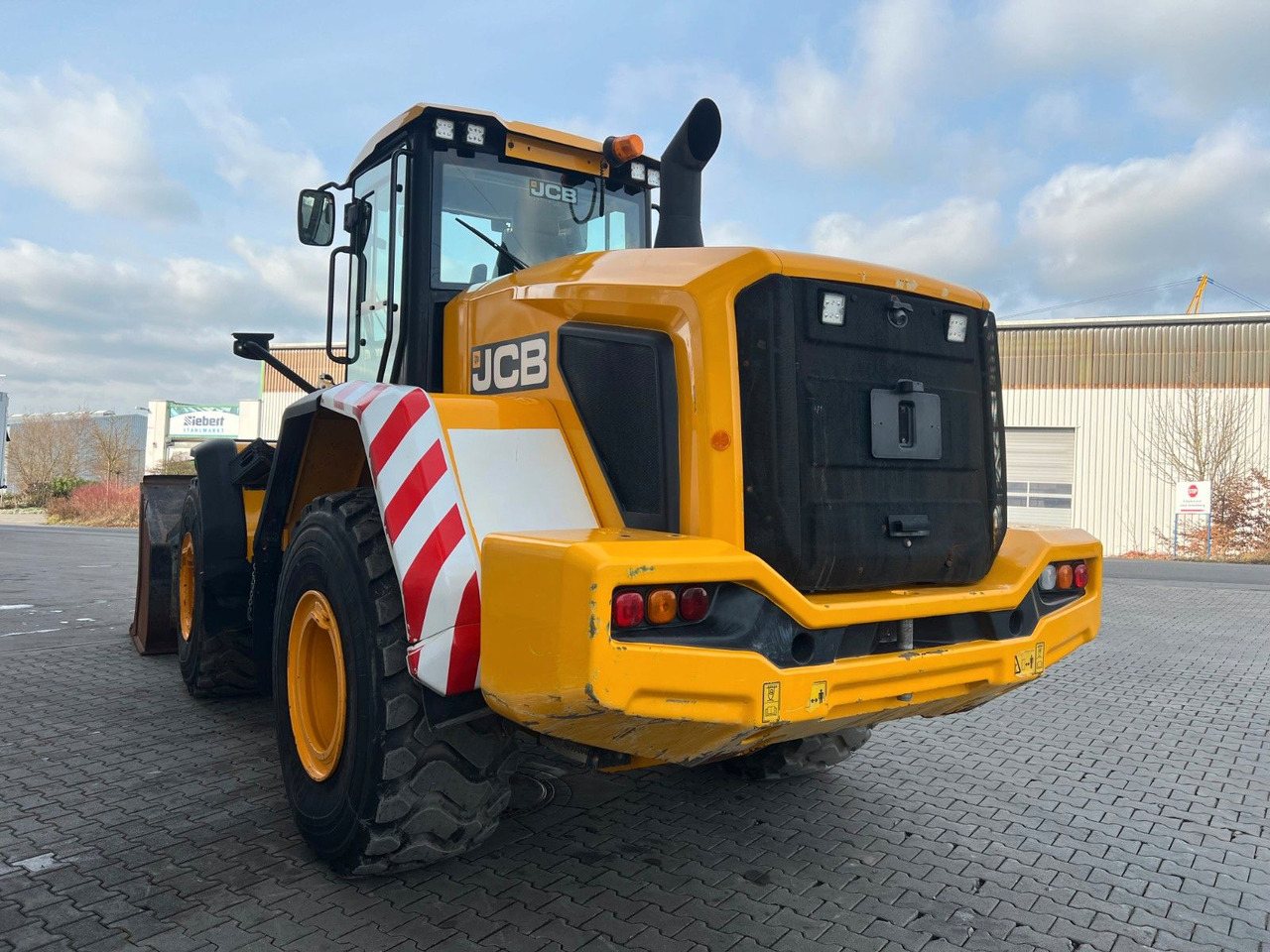 JCB 457 ZX T4F / 3.246 h / 2016 / Waage mit Drucker - Pyöräkuormaaja: kuva JCB 457 ZX T4F / 3.246 h / 2016 / Waage mit Drucker - Pyöräkuormaaja JCB 457 ZX T4F / 3.246 h / 2016 / Waage mit Drucker - Pyöräkuormaaja: kuva JCB 457 ZX T4F / 3.246 h / 2016 / Waage mit Drucker - Pyöräkuormaaja