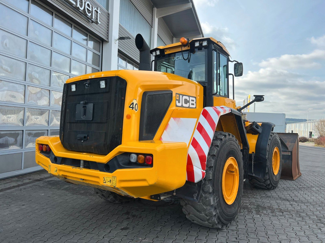 JCB 457 ZX T4F / 3.246 h / 2016 / Waage mit Drucker - Pyöräkuormaaja: kuva JCB 457 ZX T4F / 3.246 h / 2016 / Waage mit Drucker - Pyöräkuormaaja JCB 457 ZX T4F / 3.246 h / 2016 / Waage mit Drucker - Pyöräkuormaaja: kuva JCB 457 ZX T4F / 3.246 h / 2016 / Waage mit Drucker - Pyöräkuormaaja