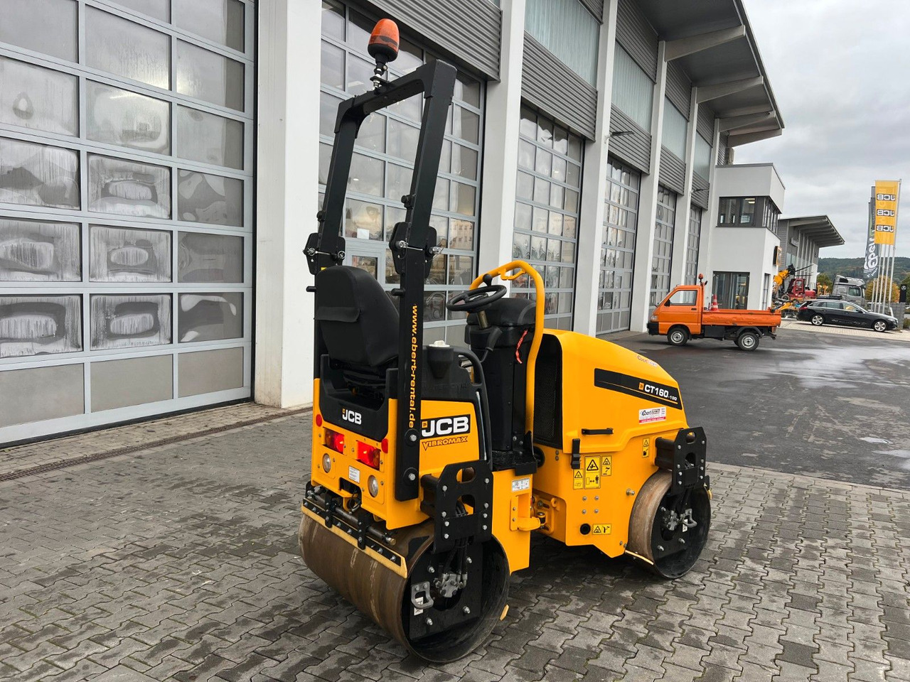 JCB CT 160-100 / 2025 / Wasser DEMO - Tiejyrä: kuva  JCB CT 160-100 / 2025 / Wasser DEMO - Tiejyrä JCB CT 160-100 / 2025 / Wasser DEMO - Tiejyrä: kuva  JCB CT 160-100 / 2025 / Wasser DEMO - Tiejyrä