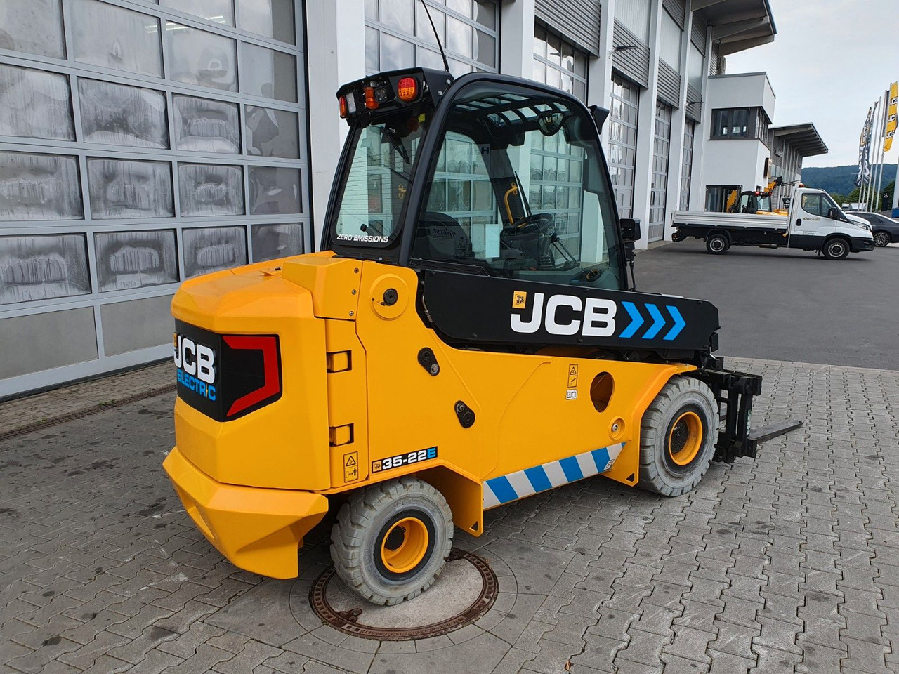 JCB TLT 35-22E Teletruck / nur 149h! / 2022 / SS - Kurottaja: kuva  JCB TLT 35-22E Teletruck / nur 149h! / 2022 / SS - Kurottaja JCB TLT 35-22E Teletruck / nur 149h! / 2022 / SS - Kurottaja: kuva  JCB TLT 35-22E Teletruck / nur 149h! / 2022 / SS - Kurottaja