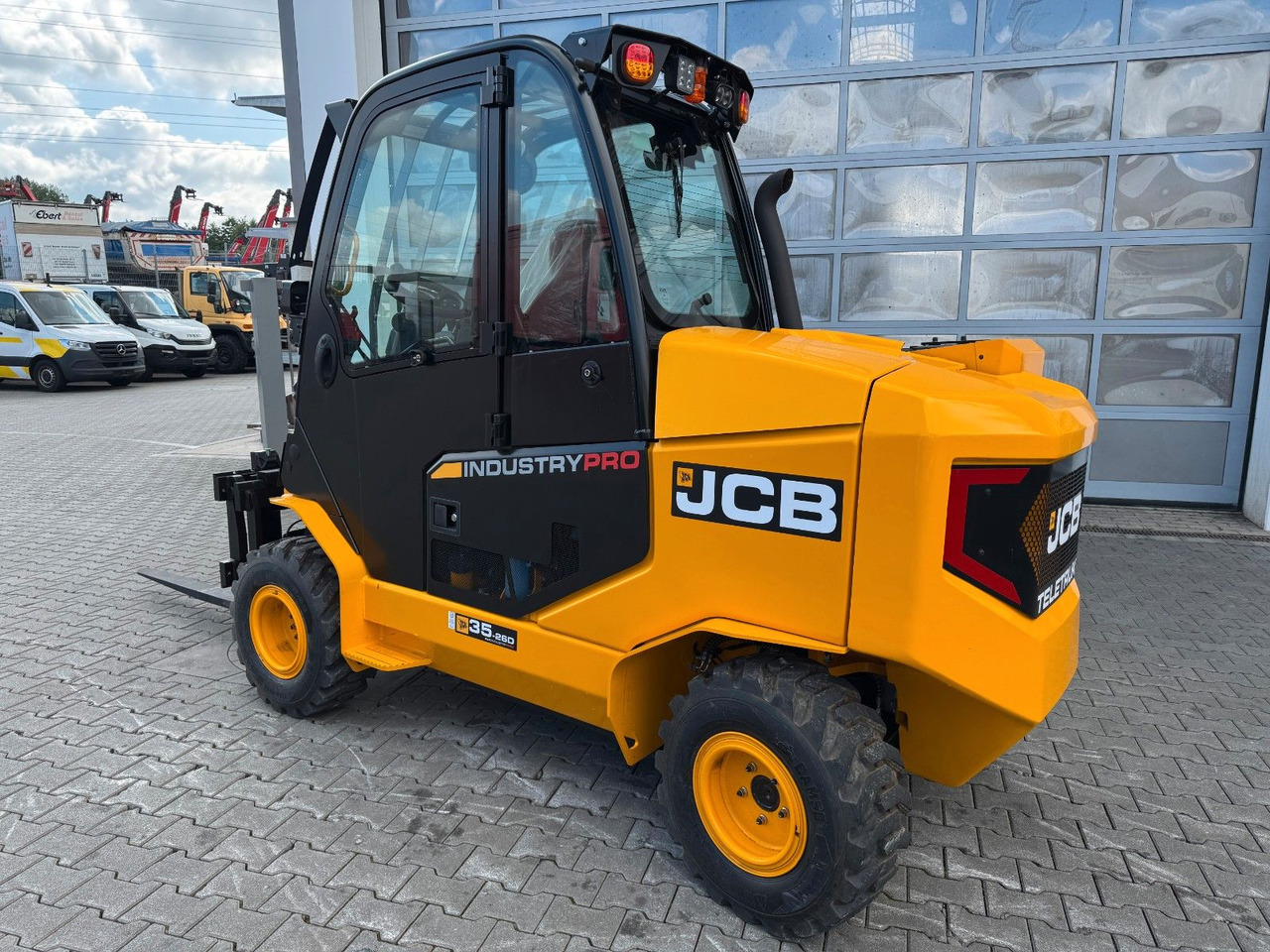 Kurottaja JCB TLT 35-26D 4WD Teletruck / NEU 2025 / SS: kuva Kurottaja JCB TLT 35-26D 4WD Teletruck / NEU 2025 / SS