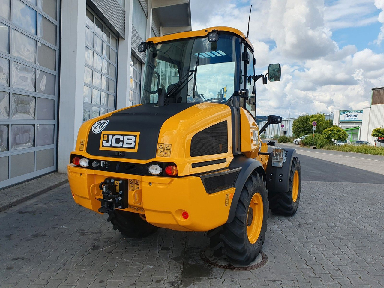 JCB TM 220 SV C / Neufahrzeug / Teleskop / Gabel - Pyöräkuormaaja: kuva JCB TM 220 SV C / Neufahrzeug / Teleskop / Gabel - Pyöräkuormaaja JCB TM 220 SV C / Neufahrzeug / Teleskop / Gabel - Pyöräkuormaaja: kuva JCB TM 220 SV C / Neufahrzeug / Teleskop / Gabel - Pyöräkuormaaja
