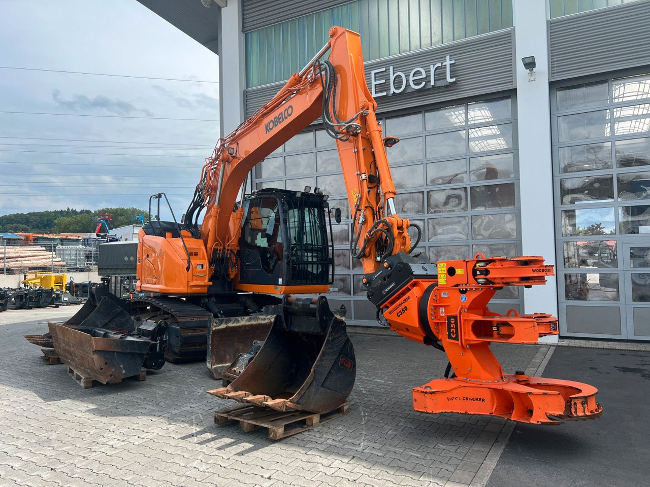 Kobelco ED160 BR-7 / nur 999h! / Woodcracker Löffelpaket - Telakaivukone: kuva  Kobelco ED160 BR-7 / nur 999h! / Woodcracker Löffelpaket - Telakaivukone Kobelco ED160 BR-7 / nur 999h! / Woodcracker Löffelpaket - Telakaivukone: kuva  Kobelco ED160 BR-7 / nur 999h! / Woodcracker Löffelpaket - Telakaivukone