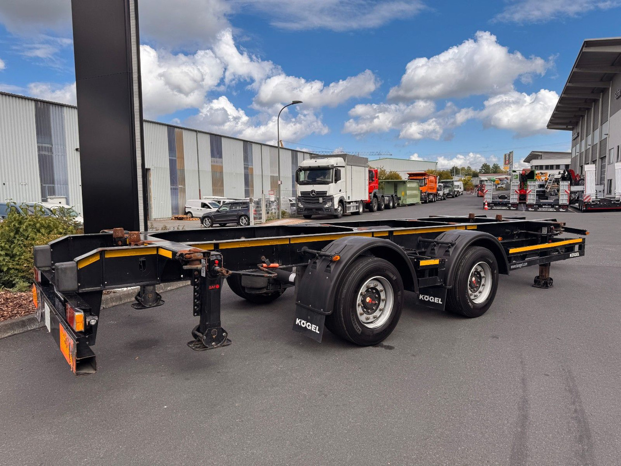 Konttialus/ Vaihtokuormatilat perävaunu Kögel ZW 18 Lafette SAF Achsen 15.910kg Nutzlast: kuva Konttialus/ Vaihtokuormatilat perävaunu Kögel ZW 18 Lafette SAF Achsen 15.910kg Nutzlast