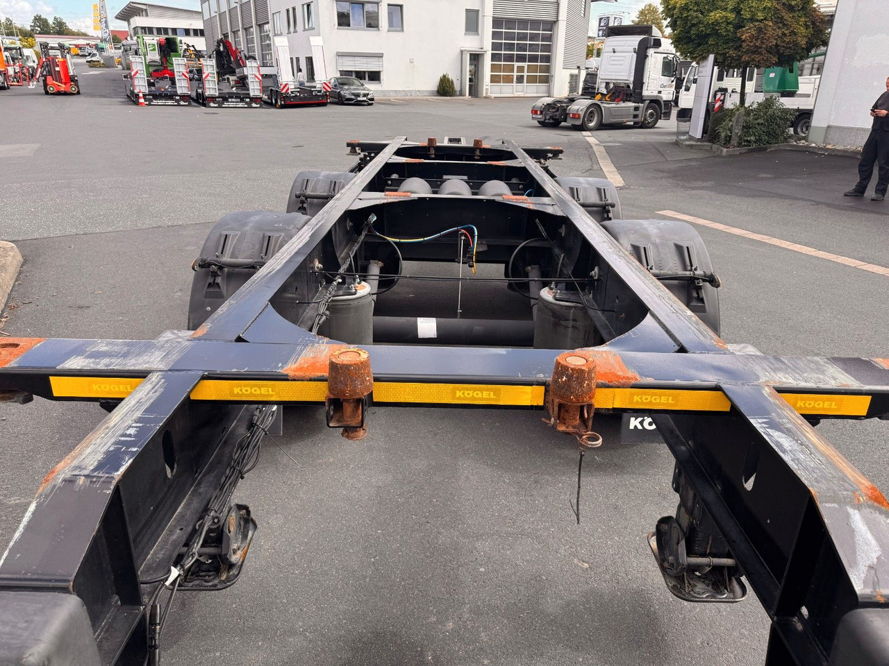 Konttialus/ Vaihtokuormatilat perävaunu Kögel ZW 18 Lafette SAF Achsen 15.910kg Nutzlast: kuva Konttialus/ Vaihtokuormatilat perävaunu Kögel ZW 18 Lafette SAF Achsen 15.910kg Nutzlast