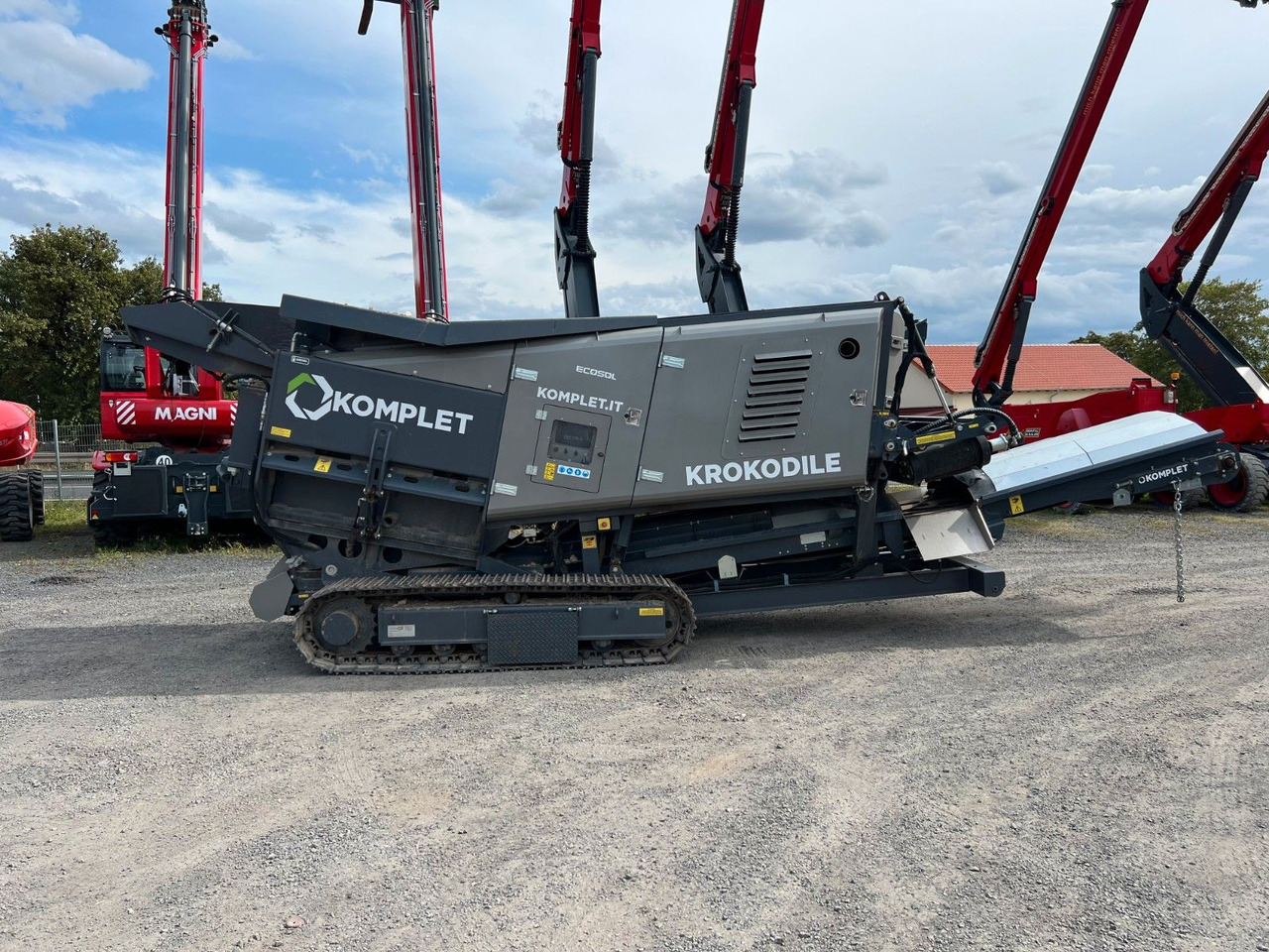 Komplet Krokodile / nur 76h! / 2022 / Schredder - Jätemurskain: kuva Komplet Krokodile / nur 76h! / 2022 / Schredder - Jätemurskain Komplet Krokodile / nur 76h! / 2022 / Schredder - Jätemurskain: kuva Komplet Krokodile / nur 76h! / 2022 / Schredder - Jätemurskain