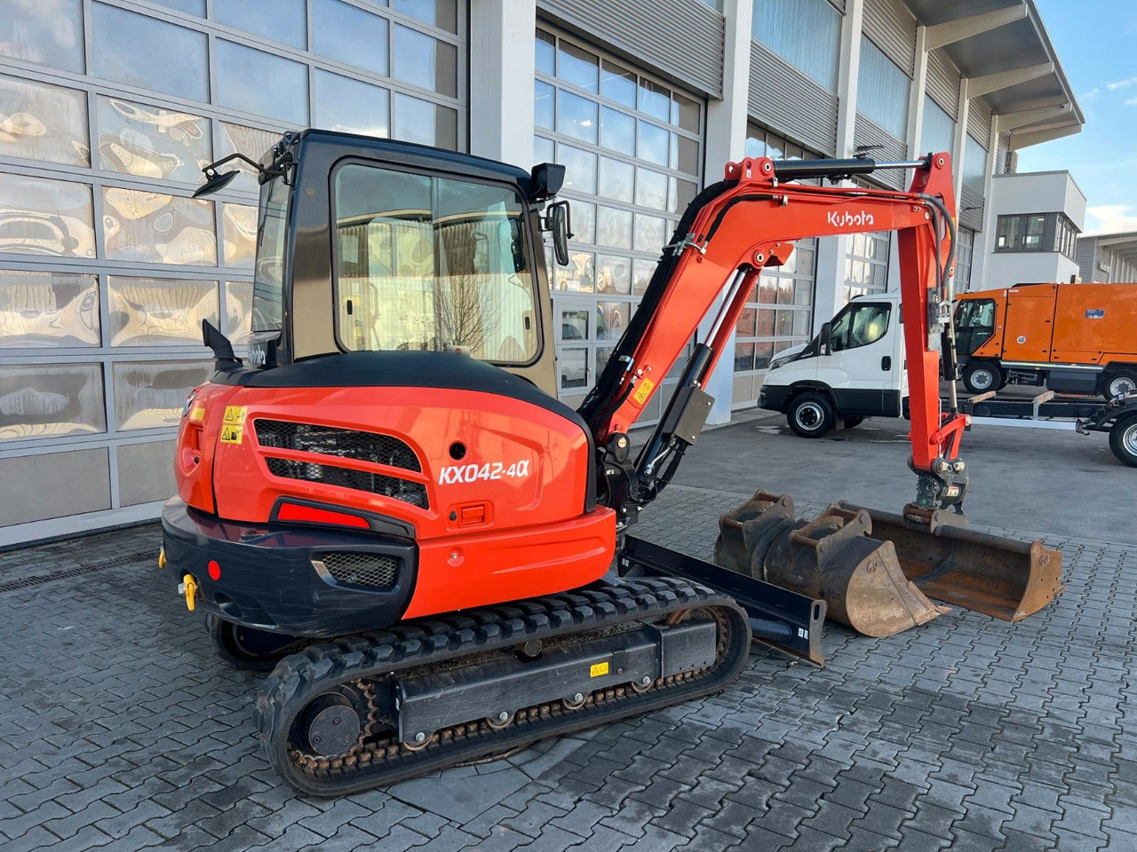 Kubota KX042-4A / nur 1.462h! / 2022 - Minikuormaaja: kuva Kubota KX042-4A / nur 1.462h! / 2022 - Minikuormaaja Kubota KX042-4A / nur 1.462h! / 2022 - Minikuormaaja: kuva Kubota KX042-4A / nur 1.462h! / 2022 - Minikuormaaja