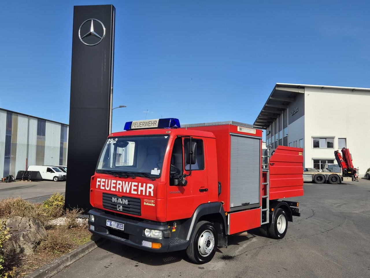 MAN LE 8.150 Schaumlöschfahrzeug Schmitz SLF25/25 - Kuorma-auto: kuva MAN LE 8.150 Schaumlöschfahrzeug Schmitz SLF25/25 - Kuorma-auto MAN LE 8.150 Schaumlöschfahrzeug Schmitz SLF25/25 - Kuorma-auto: kuva MAN LE 8.150 Schaumlöschfahrzeug Schmitz SLF25/25 - Kuorma-auto