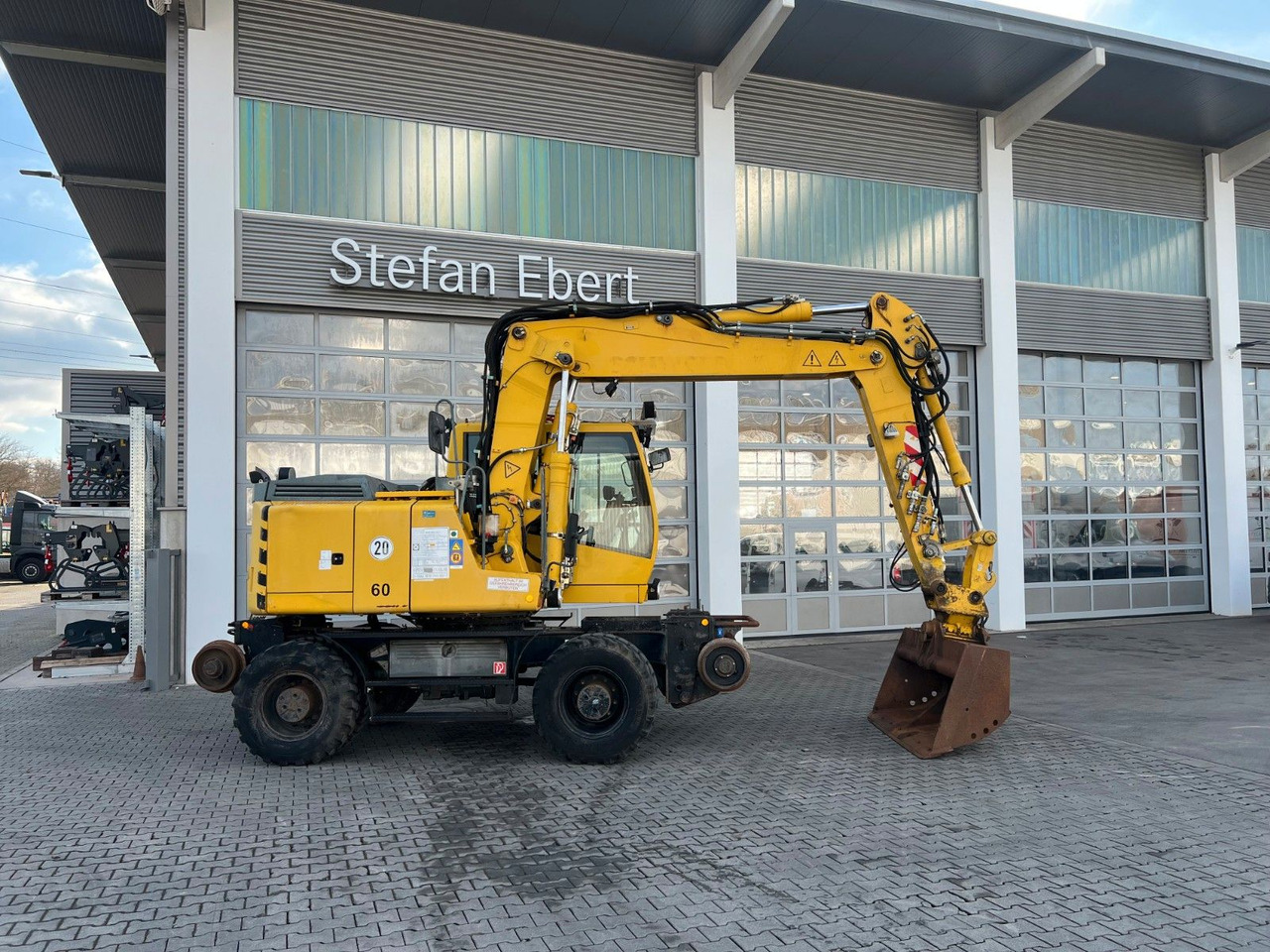 Liebherr A 900 C ZW Litronic / 18.866h / 2008 - Pyöräalustainen kaivinkone: kuva Liebherr A 900 C ZW Litronic / 18.866h / 2008 - Pyöräalustainen kaivinkone Liebherr A 900 C ZW Litronic / 18.866h / 2008 - Pyöräalustainen kaivinkone: kuva Liebherr A 900 C ZW Litronic / 18.866h / 2008 - Pyöräalustainen kaivinkone