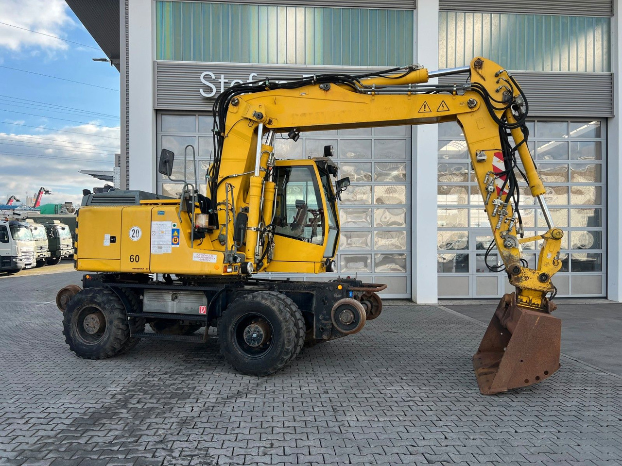 Liebherr A 900 C ZW Litronic / 18.866h / 2008 - Pyöräalustainen kaivinkone: kuva Liebherr A 900 C ZW Litronic / 18.866h / 2008 - Pyöräalustainen kaivinkone Liebherr A 900 C ZW Litronic / 18.866h / 2008 - Pyöräalustainen kaivinkone: kuva Liebherr A 900 C ZW Litronic / 18.866h / 2008 - Pyöräalustainen kaivinkone