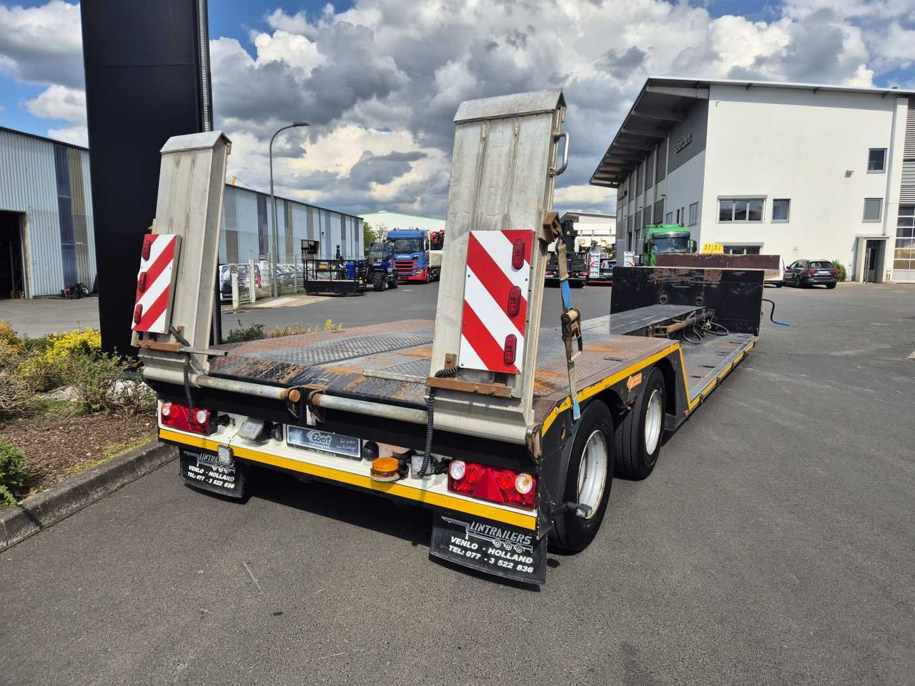LinTrailers S2A 14 LSDN Teleskopierbar BPW-Achsen 57.000km - Apuvaunu puoliperävaunu: kuva LinTrailers S2A 14 LSDN Teleskopierbar BPW-Achsen 57.000km - Apuvaunu puoliperävaunu LinTrailers S2A 14 LSDN Teleskopierbar BPW-Achsen 57.000km - Apuvaunu puoliperävaunu: kuva LinTrailers S2A 14 LSDN Teleskopierbar BPW-Achsen 57.000km - Apuvaunu puoliperävaunu