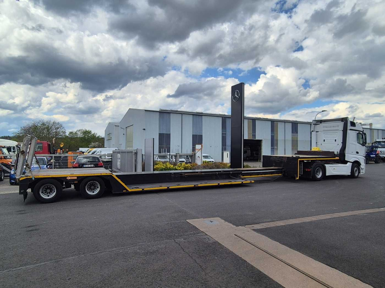 LinTrailers S2A 14 LSDN Teleskopierbar BPW-Achsen 57.000km - Apuvaunu puoliperävaunu: kuva LinTrailers S2A 14 LSDN Teleskopierbar BPW-Achsen 57.000km - Apuvaunu puoliperävaunu LinTrailers S2A 14 LSDN Teleskopierbar BPW-Achsen 57.000km - Apuvaunu puoliperävaunu: kuva LinTrailers S2A 14 LSDN Teleskopierbar BPW-Achsen 57.000km - Apuvaunu puoliperävaunu