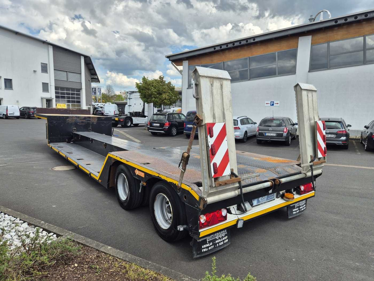 LinTrailers S2A 14 LSDN Teleskopierbar BPW-Achsen 57.000km - Apuvaunu puoliperävaunu: kuva LinTrailers S2A 14 LSDN Teleskopierbar BPW-Achsen 57.000km - Apuvaunu puoliperävaunu LinTrailers S2A 14 LSDN Teleskopierbar BPW-Achsen 57.000km - Apuvaunu puoliperävaunu: kuva LinTrailers S2A 14 LSDN Teleskopierbar BPW-Achsen 57.000km - Apuvaunu puoliperävaunu