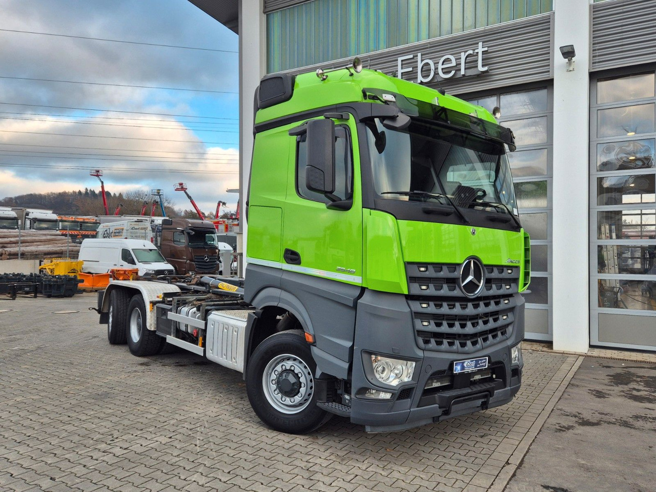 Mercedes-Benz Arocs 2548 L 6x2/4 HAD Palfinger T20A AHK - Koukkulava kuorma-auto: kuva Mercedes-Benz Arocs 2548 L 6x2/4 HAD Palfinger T20A AHK - Koukkulava kuorma-auto Mercedes-Benz Arocs 2548 L 6x2/4 HAD Palfinger T20A AHK - Koukkulava kuorma-auto: kuva Mercedes-Benz Arocs 2548 L 6x2/4 HAD Palfinger T20A AHK - Koukkulava kuorma-auto