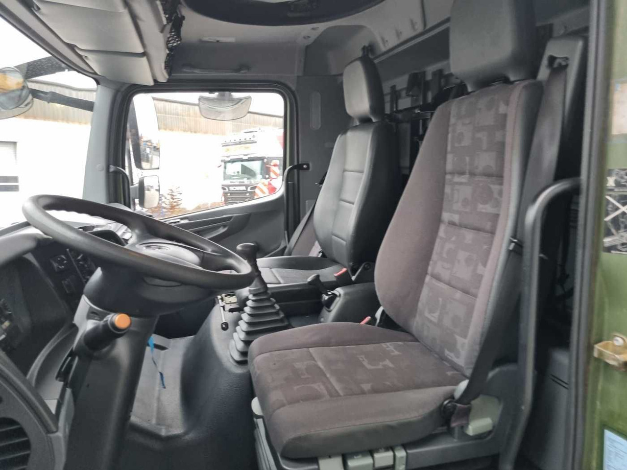 Pressukapelli kuorma-auto Mercedes-Benz Axor 1829 A 4x4 Pritsche/Plane 10 Stück: kuva Pressukapelli kuorma-auto Mercedes-Benz Axor 1829 A 4x4 Pritsche/Plane 10 Stück Pressukapelli kuorma-auto Mercedes-Benz Axor 1829 A 4x4 Pritsche/Plane 10 Stück: kuva Pressukapelli kuorma-auto Mercedes-Benz Axor 1829 A 4x4 Pritsche/Plane 10 Stück