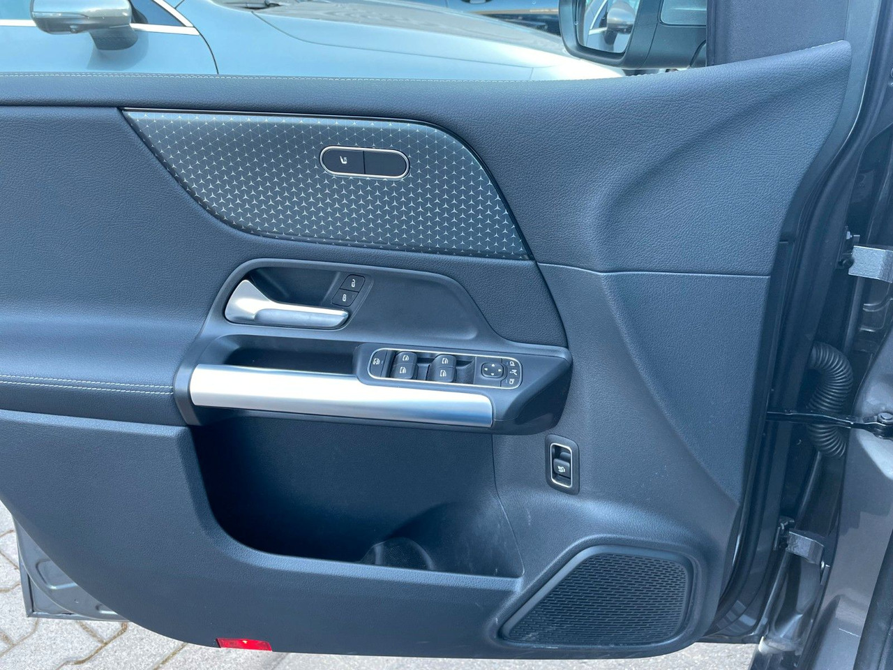 Leasing  Mercedes-Benz B 200 d Progressive R-Kamera+Carplay+El.Heckklap Mercedes-Benz B 200 d Progressive R-Kamera+Carplay+El.Heckklap: kuva Leasing  Mercedes-Benz B 200 d Progressive R-Kamera+Carplay+El.Heckklap Mercedes-Benz B 200 d Progressive R-Kamera+Carplay+El.Heckklap