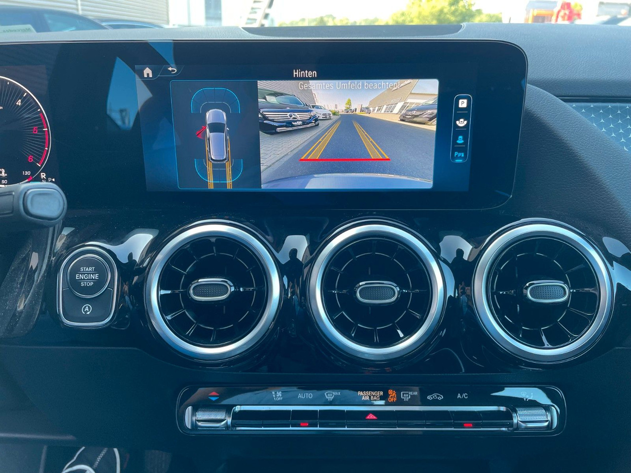 Leasing  Mercedes-Benz B 200 d Progressive R-Kamera+Carplay+El.Heckklap Mercedes-Benz B 200 d Progressive R-Kamera+Carplay+El.Heckklap: kuva Leasing  Mercedes-Benz B 200 d Progressive R-Kamera+Carplay+El.Heckklap Mercedes-Benz B 200 d Progressive R-Kamera+Carplay+El.Heckklap