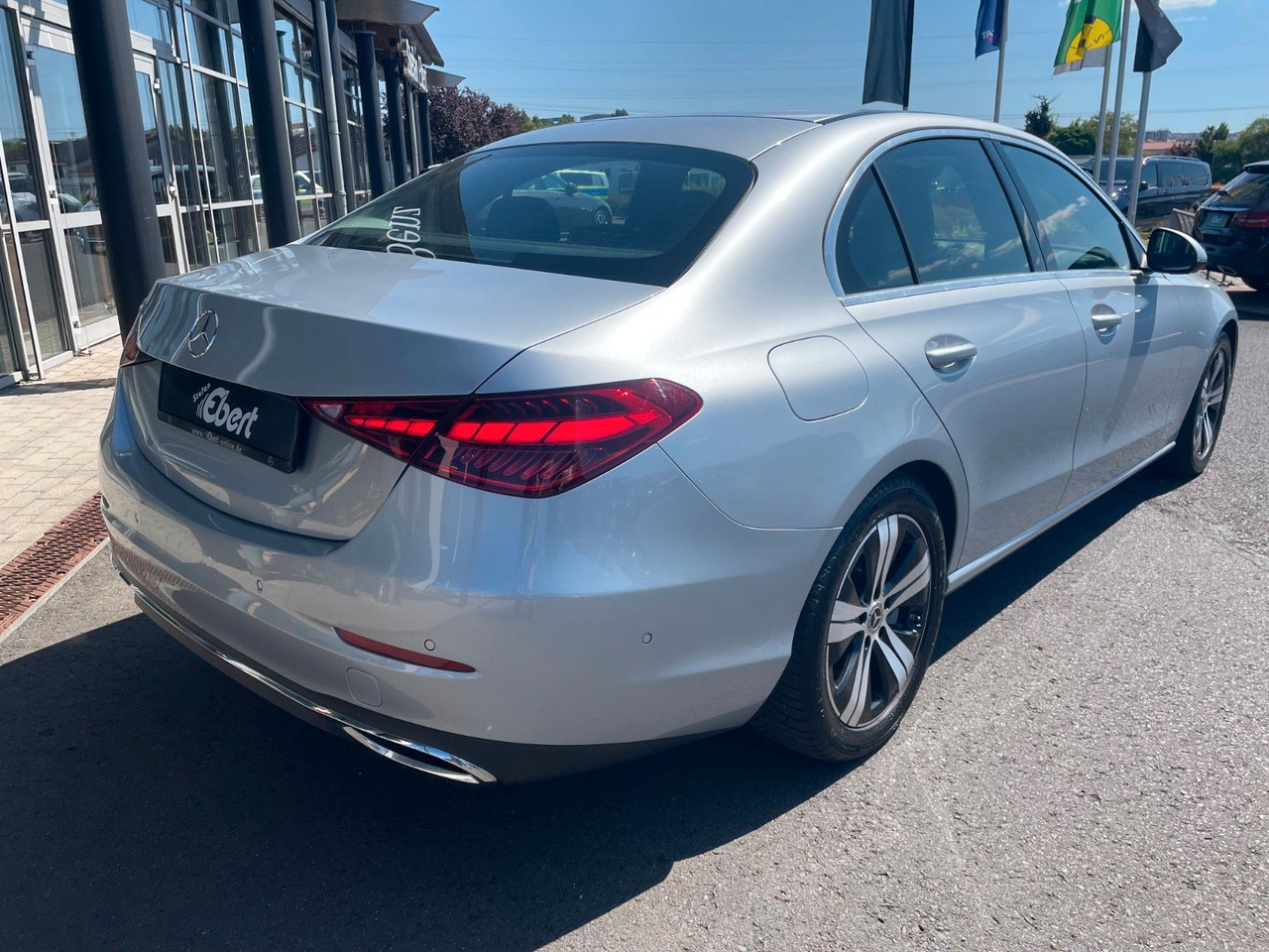 Mercedes-Benz C 220 d AVANTGARDE R-Kamera+Carplay+TotW+Ambient - Sedan: kuva Mercedes-Benz C 220 d AVANTGARDE R-Kamera+Carplay+TotW+Ambient - Sedan Mercedes-Benz C 220 d AVANTGARDE R-Kamera+Carplay+TotW+Ambient - Sedan: kuva Mercedes-Benz C 220 d AVANTGARDE R-Kamera+Carplay+TotW+Ambient - Sedan