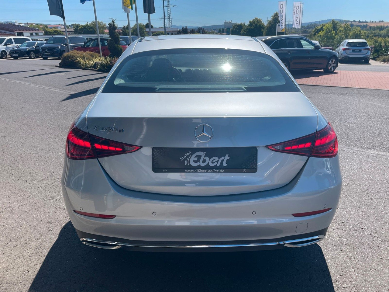 Mercedes-Benz C 220 d AVANTGARDE R-Kamera+Carplay+TotW+Ambient - Sedan: kuva Mercedes-Benz C 220 d AVANTGARDE R-Kamera+Carplay+TotW+Ambient - Sedan Mercedes-Benz C 220 d AVANTGARDE R-Kamera+Carplay+TotW+Ambient - Sedan: kuva Mercedes-Benz C 220 d AVANTGARDE R-Kamera+Carplay+TotW+Ambient - Sedan