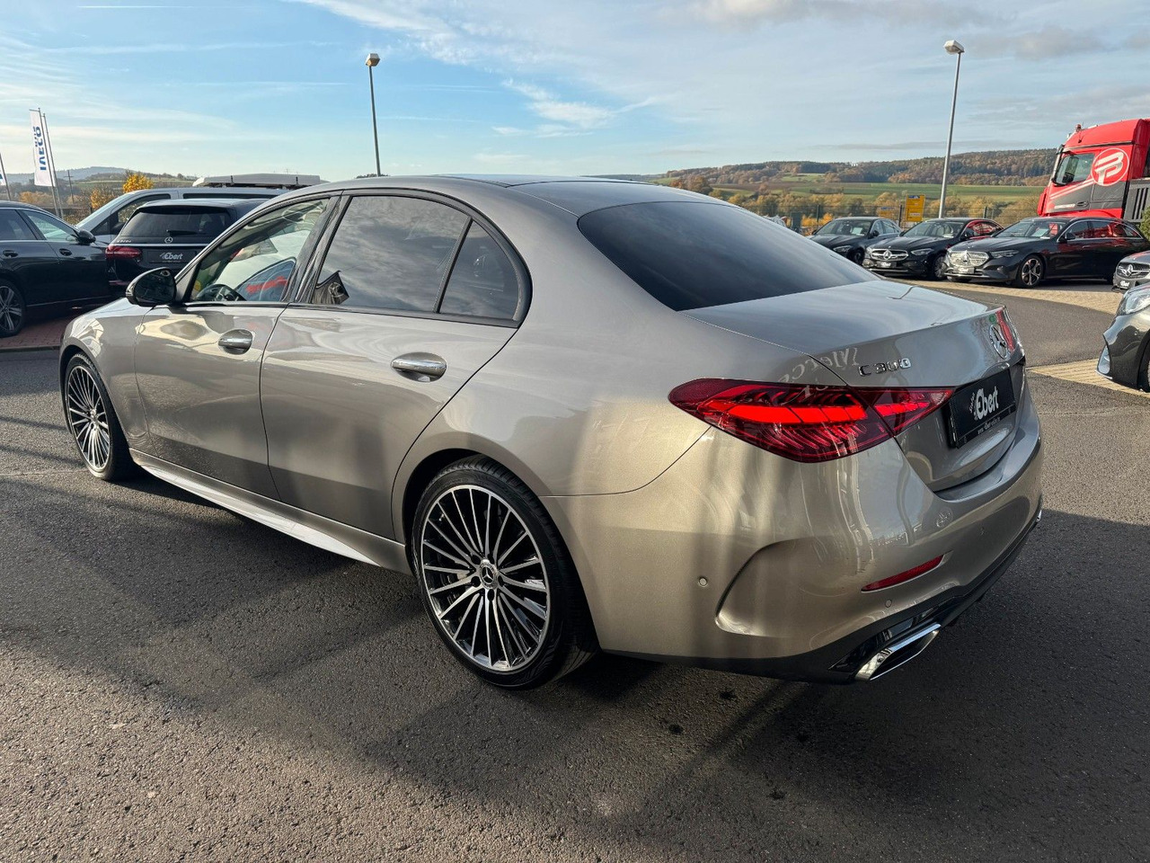 Mercedes-Benz C 300 AMG+Pano+Burmester+360+Digital+Memory - Sedan: kuva Mercedes-Benz C 300 AMG+Pano+Burmester+360+Digital+Memory - Sedan Mercedes-Benz C 300 AMG+Pano+Burmester+360+Digital+Memory - Sedan: kuva Mercedes-Benz C 300 AMG+Pano+Burmester+360+Digital+Memory - Sedan