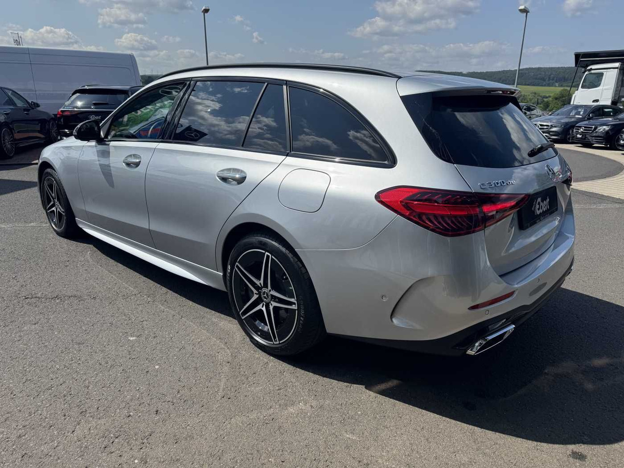 Mercedes-Benz C 300de AMG+Pano+Burm+HUD+360+Digital+VOLL - Henkilöauto: kuva Mercedes-Benz C 300de AMG+Pano+Burm+HUD+360+Digital+VOLL - Henkilöauto Mercedes-Benz C 300de AMG+Pano+Burm+HUD+360+Digital+VOLL - Henkilöauto: kuva Mercedes-Benz C 300de AMG+Pano+Burm+HUD+360+Digital+VOLL - Henkilöauto