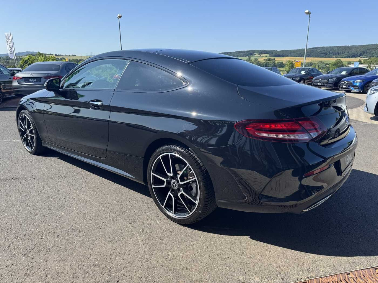 Mercedes-Benz C 400 4M AMG Coupe Pano+Burm+Distr+Memory+360 - Henkilöauto: kuva Mercedes-Benz C 400 4M AMG Coupe Pano+Burm+Distr+Memory+360 - Henkilöauto Mercedes-Benz C 400 4M AMG Coupe Pano+Burm+Distr+Memory+360 - Henkilöauto: kuva Mercedes-Benz C 400 4M AMG Coupe Pano+Burm+Distr+Memory+360 - Henkilöauto
