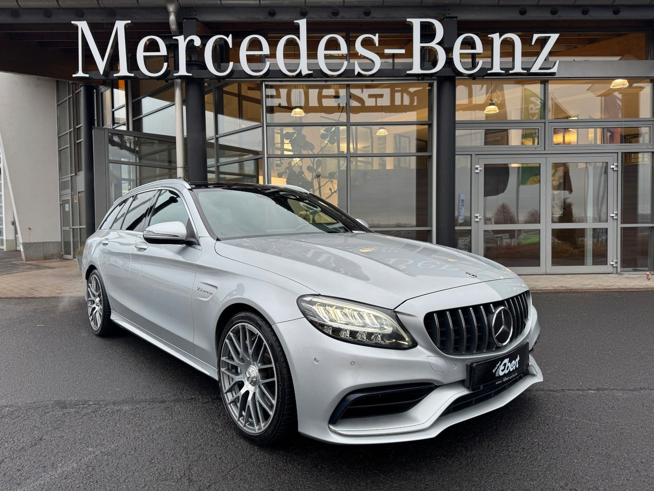 Mercedes-Benz C 63 AMG T Pano+Burmester+Distr+Memory+RFK - Farmari: kuva Mercedes-Benz C 63 AMG T Pano+Burmester+Distr+Memory+RFK - Farmari Mercedes-Benz C 63 AMG T Pano+Burmester+Distr+Memory+RFK - Farmari: kuva Mercedes-Benz C 63 AMG T Pano+Burmester+Distr+Memory+RFK - Farmari