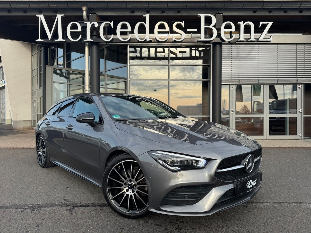 Mercedes-Benz CLA 200d SB Edition+AMG+AHK+MultiBeam+Ambiente - Farmari: kuva Mercedes-Benz CLA 200d SB Edition+AMG+AHK+MultiBeam+Ambiente - Farmari Mercedes-Benz CLA 200d SB Edition+AMG+AHK+MultiBeam+Ambiente - Farmari: kuva Mercedes-Benz CLA 200d SB Edition+AMG+AHK+MultiBeam+Ambiente - Farmari