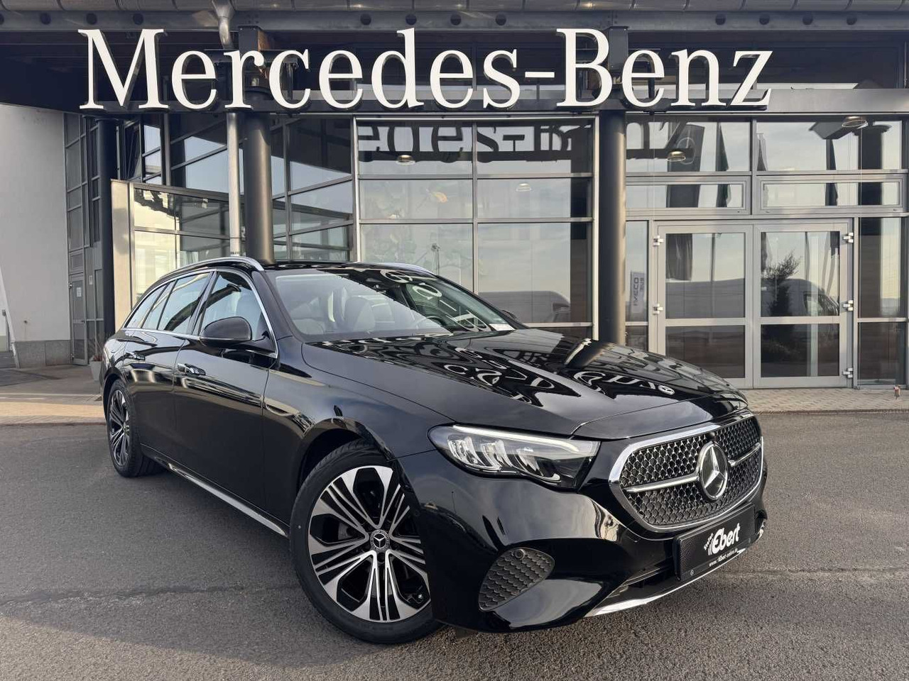 Mercedes-Benz E 200 T AVANTGARDE+DistrPlus+Pano+ AHK+Ambiente - Henkilöauto: kuva Mercedes-Benz E 200 T AVANTGARDE+DistrPlus+Pano+ AHK+Ambiente - Henkilöauto Mercedes-Benz E 200 T AVANTGARDE+DistrPlus+Pano+ AHK+Ambiente - Henkilöauto: kuva Mercedes-Benz E 200 T AVANTGARDE+DistrPlus+Pano+ AHK+Ambiente - Henkilöauto