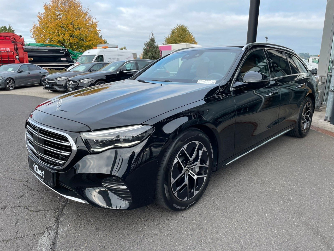 Mercedes-Benz E 220 d T Exclusive Nappa+AHK+360°+Burm+Sitzklim - Farmari: kuva Mercedes-Benz E 220 d T Exclusive Nappa+AHK+360°+Burm+Sitzklim - Farmari Mercedes-Benz E 220 d T Exclusive Nappa+AHK+360°+Burm+Sitzklim - Farmari: kuva Mercedes-Benz E 220 d T Exclusive Nappa+AHK+360°+Burm+Sitzklim - Farmari