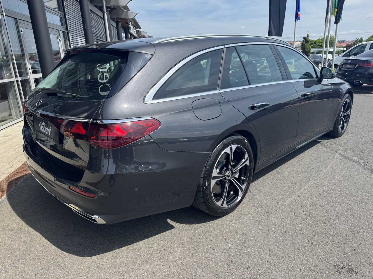 Mercedes-Benz E 300de T AHK+Burm4D+Distr+Memory+360 - Henkilöauto: kuva Mercedes-Benz E 300de T AHK+Burm4D+Distr+Memory+360 - Henkilöauto Mercedes-Benz E 300de T AHK+Burm4D+Distr+Memory+360 - Henkilöauto: kuva Mercedes-Benz E 300de T AHK+Burm4D+Distr+Memory+360 - Henkilöauto
