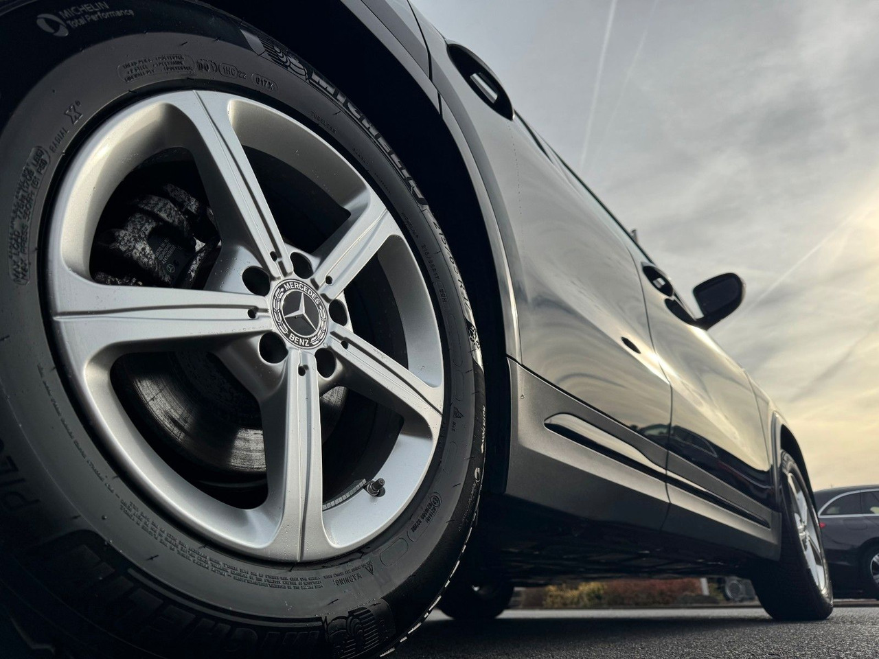 Mercedes-Benz GLA 200 AMG+Pano+Distr+Ambiente+Multibeam+ - Maasturi/ Katumaasturi: kuva Mercedes-Benz GLA 200 AMG+Pano+Distr+Ambiente+Multibeam+ - Maasturi/ Katumaasturi Mercedes-Benz GLA 200 AMG+Pano+Distr+Ambiente+Multibeam+ - Maasturi/ Katumaasturi: kuva Mercedes-Benz GLA 200 AMG+Pano+Distr+Ambiente+Multibeam+ - Maasturi/ Katumaasturi