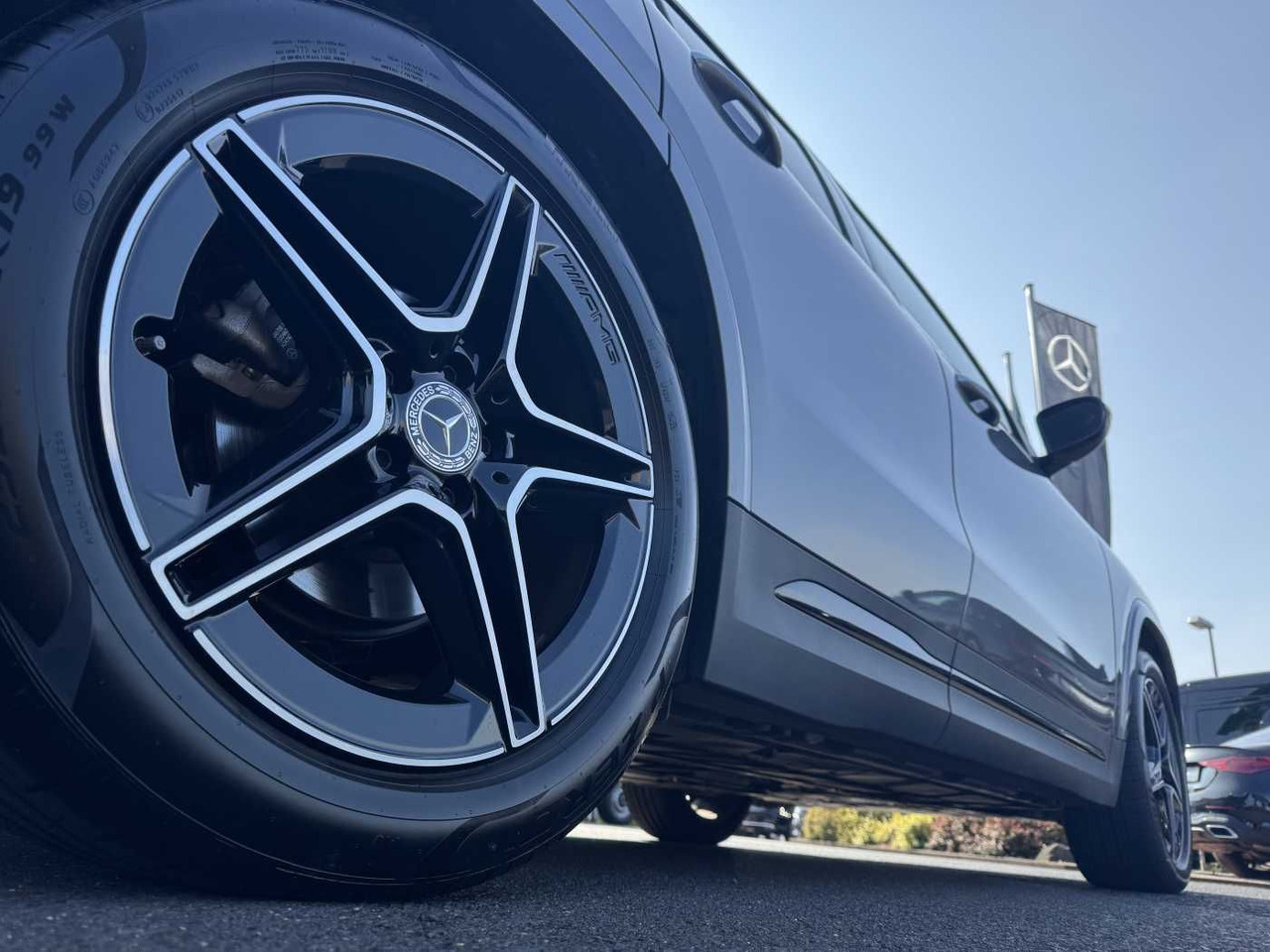 Mercedes-Benz GLA 200d 4M AMG+Pano+Distr+Ambiente+ - Maasturi/ Katumaasturi: kuva Mercedes-Benz GLA 200d 4M AMG+Pano+Distr+Ambiente+ - Maasturi/ Katumaasturi Mercedes-Benz GLA 200d 4M AMG+Pano+Distr+Ambiente+ - Maasturi/ Katumaasturi: kuva Mercedes-Benz GLA 200d 4M AMG+Pano+Distr+Ambiente+ - Maasturi/ Katumaasturi