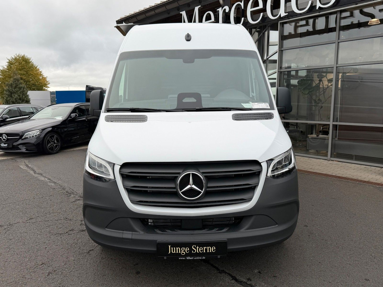 Mercedes-Benz Sprinter 317 CDI 3665 9G AHK3,5to Klima Schwing - Pakettiauto: kuva Mercedes-Benz Sprinter 317 CDI 3665 9G AHK3,5to Klima Schwing - Pakettiauto Mercedes-Benz Sprinter 317 CDI 3665 9G AHK3,5to Klima Schwing - Pakettiauto: kuva Mercedes-Benz Sprinter 317 CDI 3665 9G AHK3,5to Klima Schwing - Pakettiauto