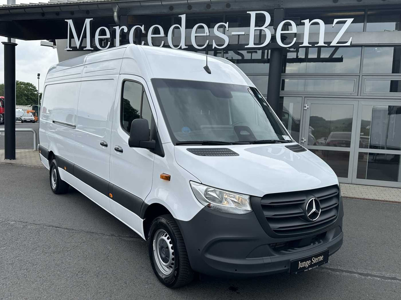 Mercedes-Benz Sprinter 317 CDI 4325 9G AHK Klima Kamera MBUX - Pakettiauto: kuva Mercedes-Benz Sprinter 317 CDI 4325 9G AHK Klima Kamera MBUX - Pakettiauto Mercedes-Benz Sprinter 317 CDI 4325 9G AHK Klima Kamera MBUX - Pakettiauto: kuva Mercedes-Benz Sprinter 317 CDI 4325 9G AHK Klima Kamera MBUX - Pakettiauto