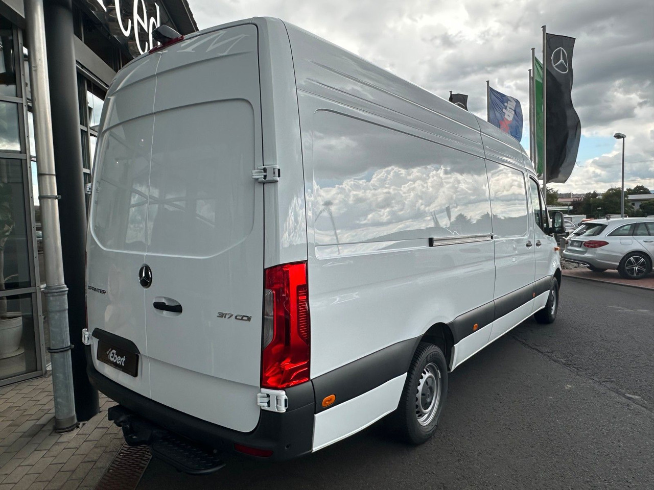 Mercedes-Benz Sprinter 317 CDI 9G 4325 Klima Kamera SHZ AHK - Pakettiauto: kuva Mercedes-Benz Sprinter 317 CDI 9G 4325 Klima Kamera SHZ AHK - Pakettiauto Mercedes-Benz Sprinter 317 CDI 9G 4325 Klima Kamera SHZ AHK - Pakettiauto: kuva Mercedes-Benz Sprinter 317 CDI 9G 4325 Klima Kamera SHZ AHK - Pakettiauto