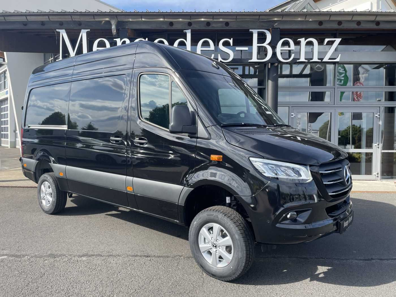 Mercedes-Benz Sprinter 319 CDI 4x4 3665 Klima Kamera MBUX LED - Pakettiauto: kuva Mercedes-Benz Sprinter 319 CDI 4x4 3665 Klima Kamera MBUX LED - Pakettiauto Mercedes-Benz Sprinter 319 CDI 4x4 3665 Klima Kamera MBUX LED - Pakettiauto: kuva Mercedes-Benz Sprinter 319 CDI 4x4 3665 Klima Kamera MBUX LED - Pakettiauto