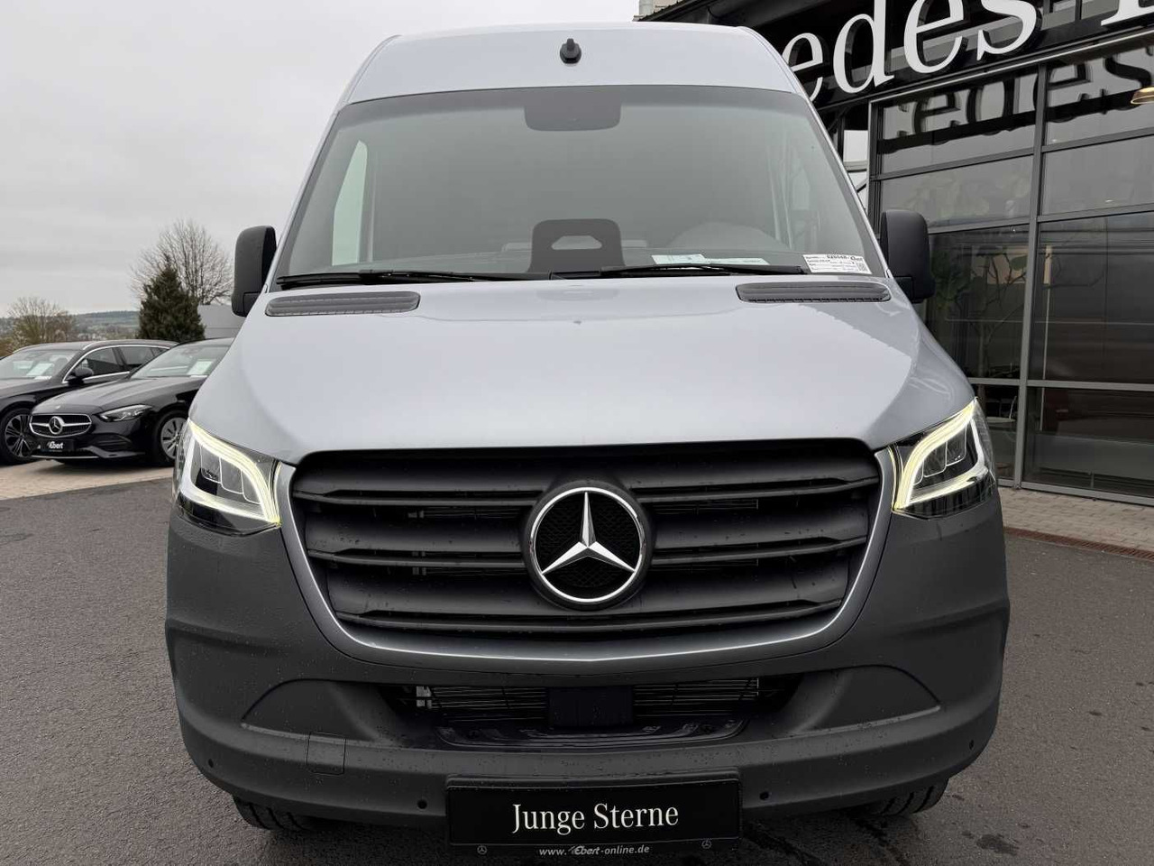 Mercedes-Benz Sprinter 319 CDI 4x4 3665 Klima Standheiz AHK - Pakettiauto: kuva Mercedes-Benz Sprinter 319 CDI 4x4 3665 Klima Standheiz AHK - Pakettiauto Mercedes-Benz Sprinter 319 CDI 4x4 3665 Klima Standheiz AHK - Pakettiauto: kuva Mercedes-Benz Sprinter 319 CDI 4x4 3665 Klima Standheiz AHK - Pakettiauto
