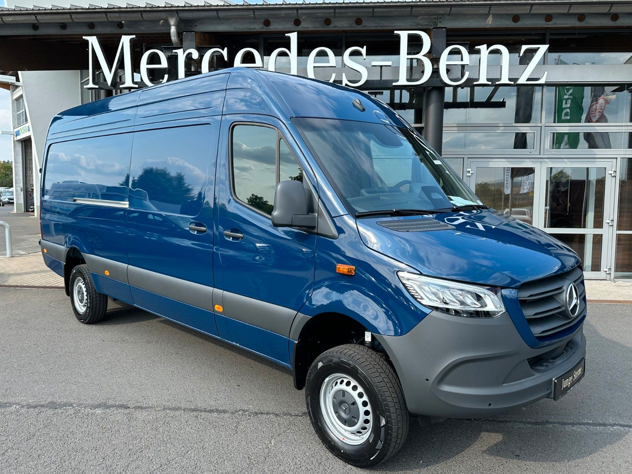Mercedes-Benz Sprinter 319 CDI 4x4 4325 Klima LED MBUX Kamera - Pakettiauto: kuva Mercedes-Benz Sprinter 319 CDI 4x4 4325 Klima LED MBUX Kamera - Pakettiauto Mercedes-Benz Sprinter 319 CDI 4x4 4325 Klima LED MBUX Kamera - Pakettiauto: kuva Mercedes-Benz Sprinter 319 CDI 4x4 4325 Klima LED MBUX Kamera - Pakettiauto