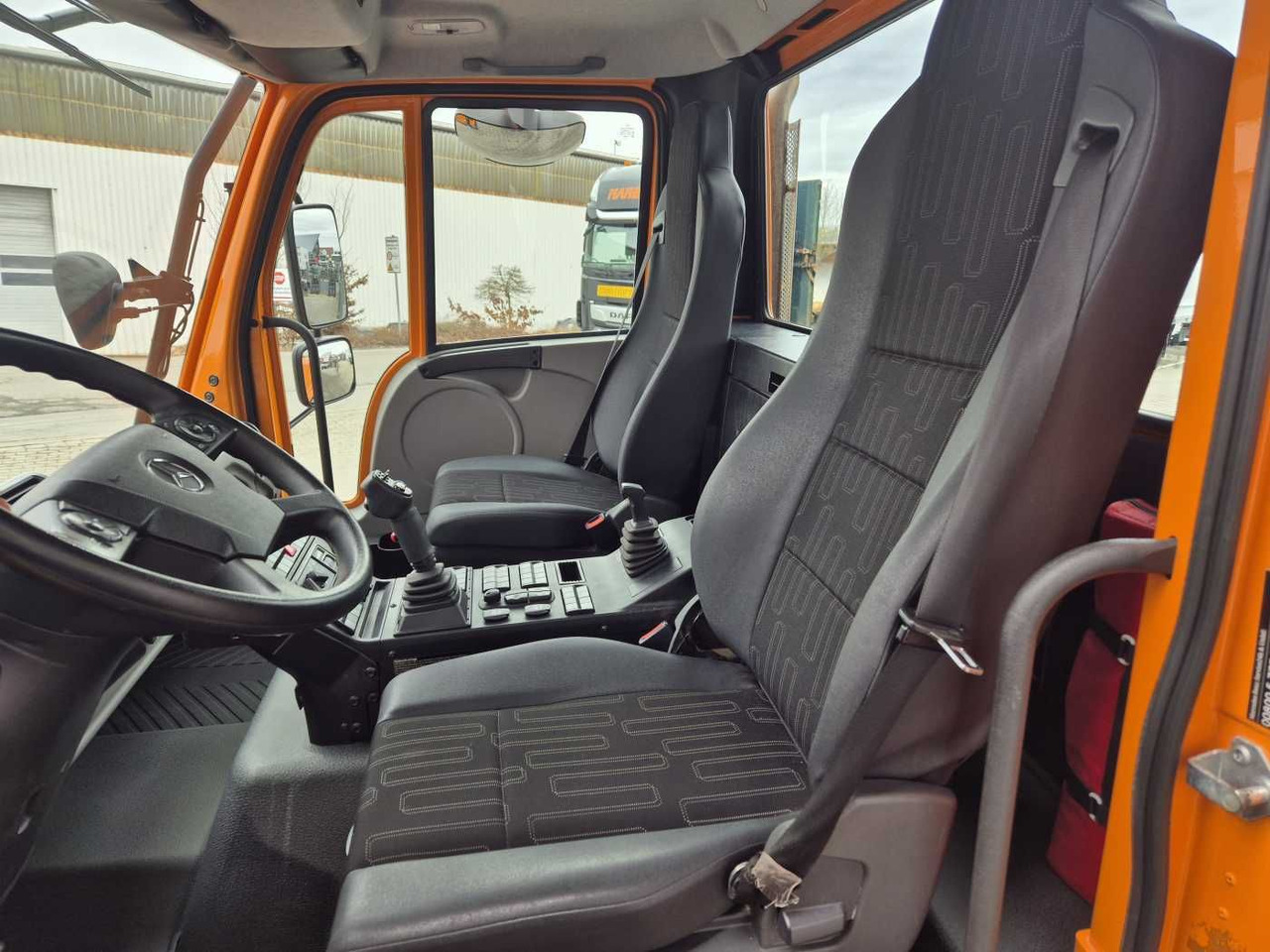 Leasing  Mercedes-Benz Unimog U423 4x4 Hydrostat Zapfwelle Mercedes-Benz Unimog U423 4x4 Hydrostat Zapfwelle: kuva Leasing  Mercedes-Benz Unimog U423 4x4 Hydrostat Zapfwelle Mercedes-Benz Unimog U423 4x4 Hydrostat Zapfwelle