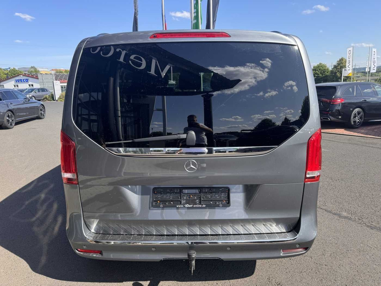 Mercedes-Benz V 220 d EDITION Liege-Paket AHK2,5 LED DAB MBUX - Farmari: kuva Mercedes-Benz V 220 d EDITION Liege-Paket AHK2,5 LED DAB MBUX - Farmari Mercedes-Benz V 220 d EDITION Liege-Paket AHK2,5 LED DAB MBUX - Farmari: kuva Mercedes-Benz V 220 d EDITION Liege-Paket AHK2,5 LED DAB MBUX - Farmari