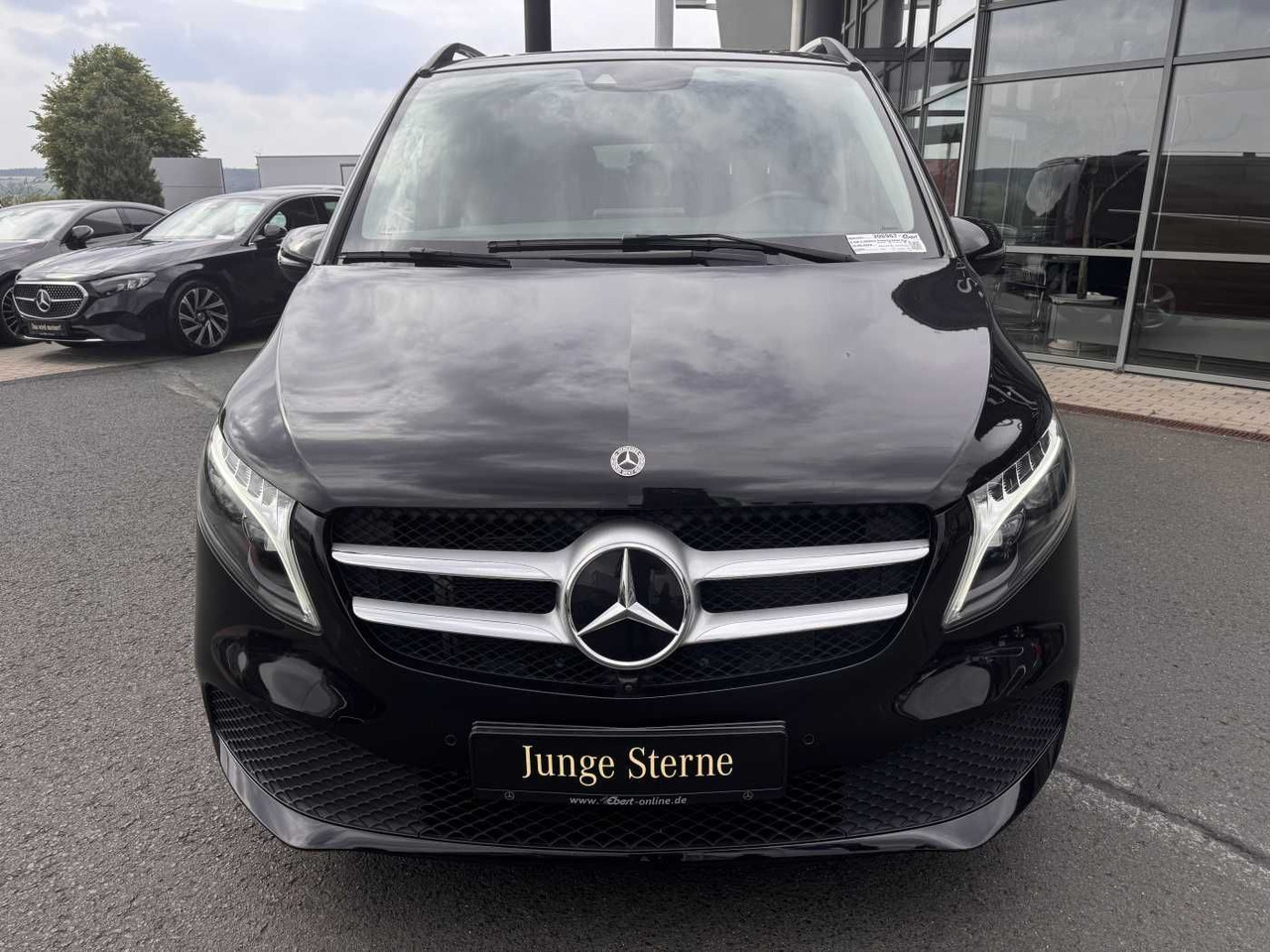 Mercedes-Benz V 300 d 4MATIC AVA 3430 AHK2,5 DISTRONIC 360 - Henkilöauto: kuva Mercedes-Benz V 300 d 4MATIC AVA 3430 AHK2,5 DISTRONIC 360 - Henkilöauto Mercedes-Benz V 300 d 4MATIC AVA 3430 AHK2,5 DISTRONIC 360 - Henkilöauto: kuva Mercedes-Benz V 300 d 4MATIC AVA 3430 AHK2,5 DISTRONIC 360 - Henkilöauto