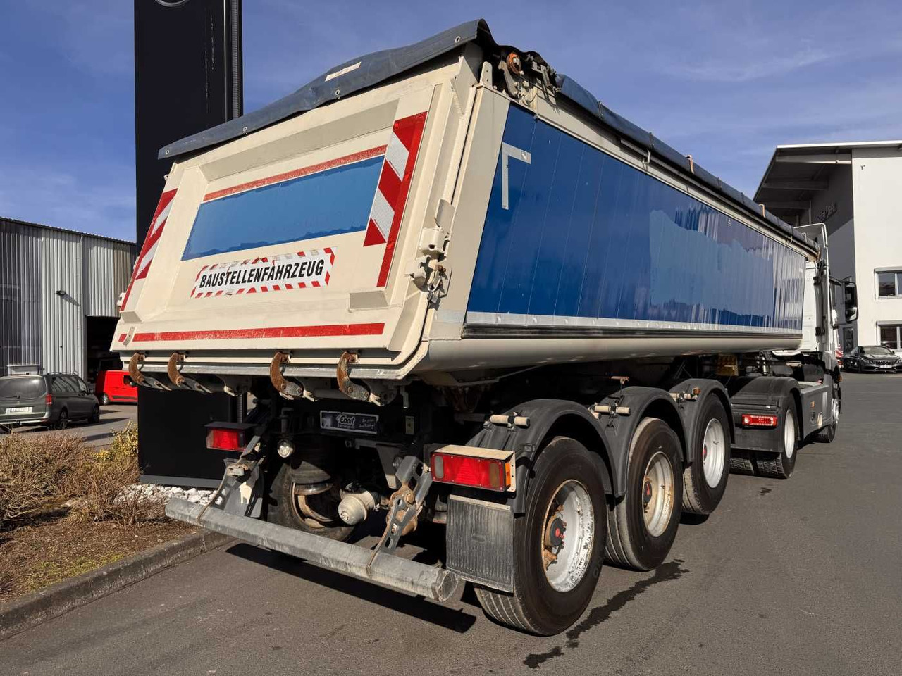 Kippiauto puoliperävaunu Schmitz Cargobull SGF*S3 SKI 24 SL 7.2 Mulde 23m³ Liftachse 5x Schmitz Cargobull SGF*S3 SKI 24 SL 7.2 Alu-Mulde 23m³ Liftachse: kuva Kippiauto puoliperävaunu Schmitz Cargobull SGF*S3 SKI 24 SL 7.2 Mulde 23m³ Liftachse 5x Schmitz Cargobull SGF*S3 SKI 24 SL 7.2 Alu-Mulde 23m³ Liftachse Kippiauto puoliperävaunu Schmitz Cargobull SGF*S3 SKI 24 SL 7.2 Mulde 23m³ Liftachse 5x Schmitz Cargobull SGF*S3 SKI 24 SL 7.2 Alu-Mulde 23m³ Liftachse: kuva Kippiauto puoliperävaunu Schmitz Cargobull SGF*S3 SKI 24 SL 7.2 Mulde 23m³ Liftachse 5x Schmitz Cargobull SGF*S3 SKI 24 SL 7.2 Alu-Mulde 23m³ Liftachse
