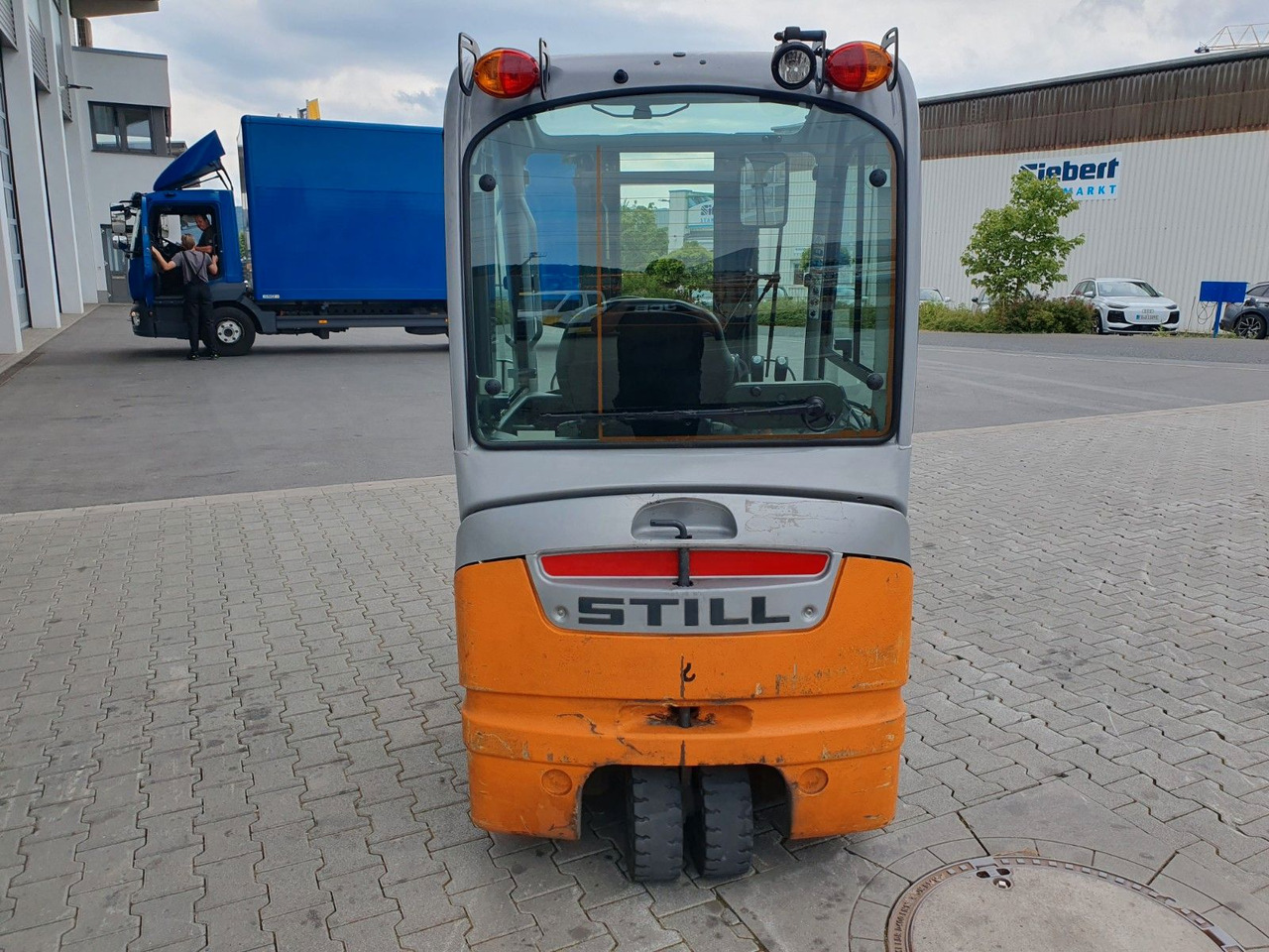 Still RX 20-14 / Triplex: 4,3m / nur 2.328h / SS - Sähkötrukki: kuva Still RX 20-14 / Triplex: 4,3m / nur 2.328h / SS - Sähkötrukki Still RX 20-14 / Triplex: 4,3m / nur 2.328h / SS - Sähkötrukki: kuva Still RX 20-14 / Triplex: 4,3m / nur 2.328h / SS - Sähkötrukki