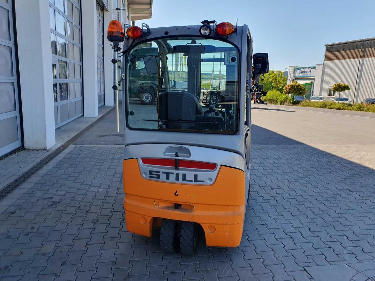 Still RX20-14 / 2023 / Triplex: 4.30m! / 100h! / SS - Sähkötrukki: kuva Still RX20-14 / 2023 / Triplex: 4.30m! / 100h! / SS - Sähkötrukki Still RX20-14 / 2023 / Triplex: 4.30m! / 100h! / SS - Sähkötrukki: kuva Still RX20-14 / 2023 / Triplex: 4.30m! / 100h! / SS - Sähkötrukki