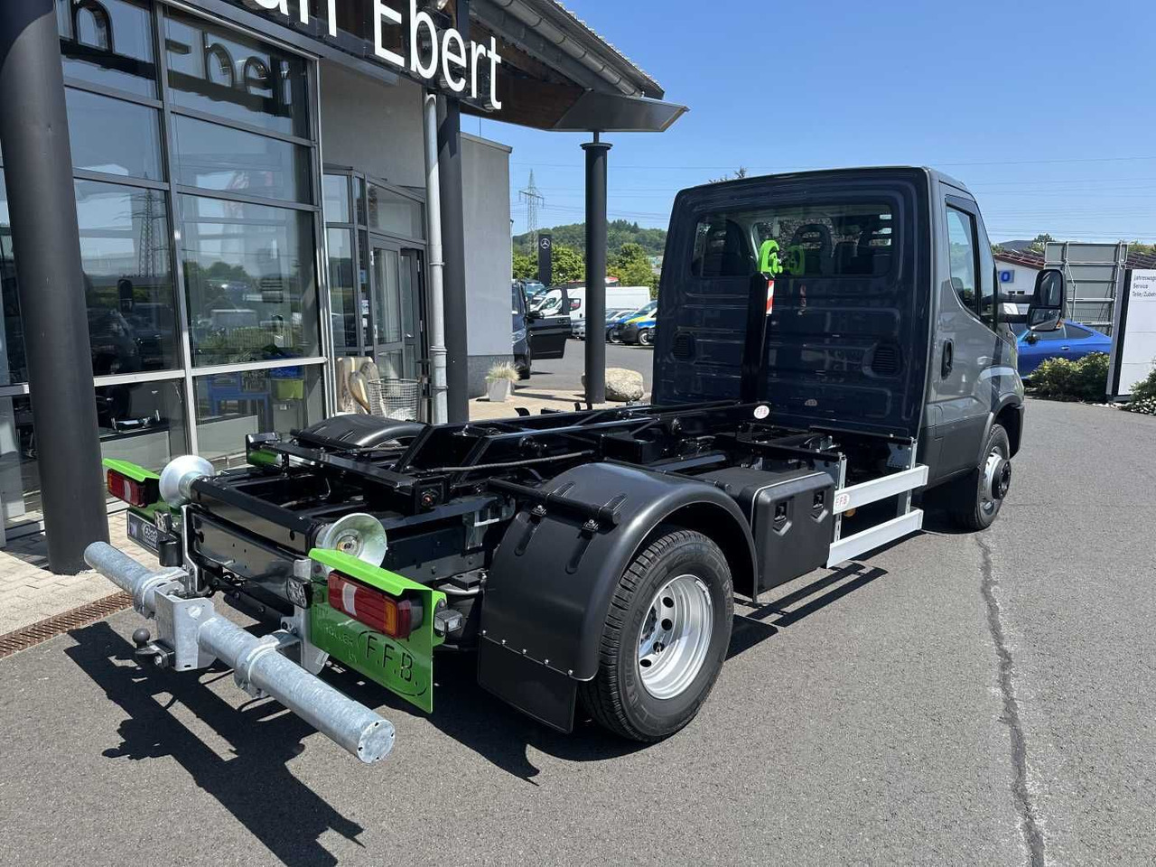 Tavara-auto Iveco Daily 70C18 H 3.0L *R3.750mm*AHK*Luft*Sperre*: kuva Tavara-auto Iveco Daily 70C18 H 3.0L *R3.750mm*AHK*Luft*Sperre*