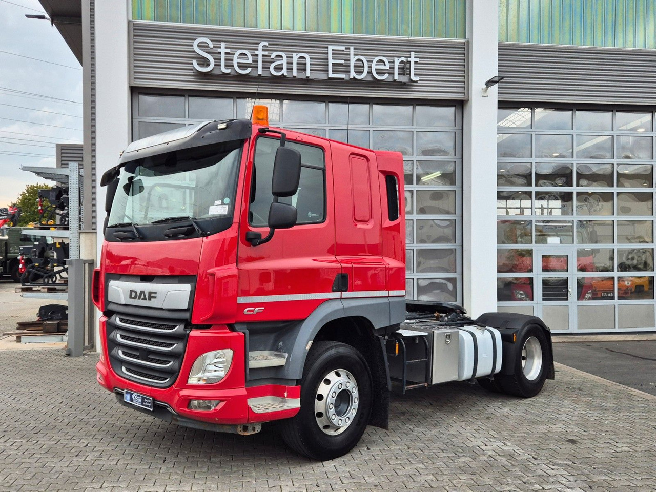 DAF CF 450 FT 4x2 Hydraulik Alu-Felgen Bett - Vetopöytäauto: kuva DAF CF 450 FT 4x2 Hydraulik Alu-Felgen Bett - Vetopöytäauto DAF CF 450 FT 4x2 Hydraulik Alu-Felgen Bett - Vetopöytäauto: kuva DAF CF 450 FT 4x2 Hydraulik Alu-Felgen Bett - Vetopöytäauto